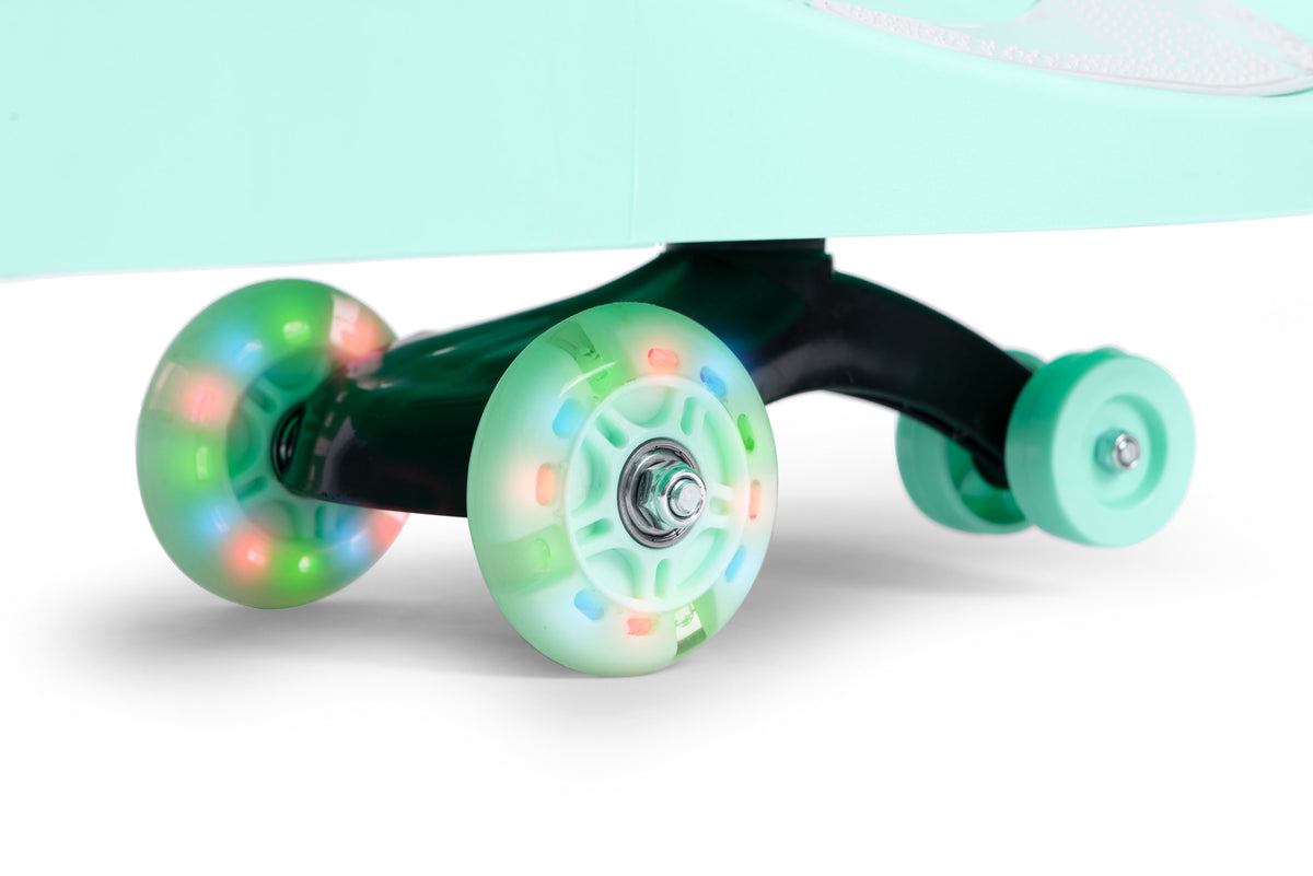 Bērnu pašbraucošā mašīna (wiggle car) ar LED riteņiem, zaļa | EcoToys