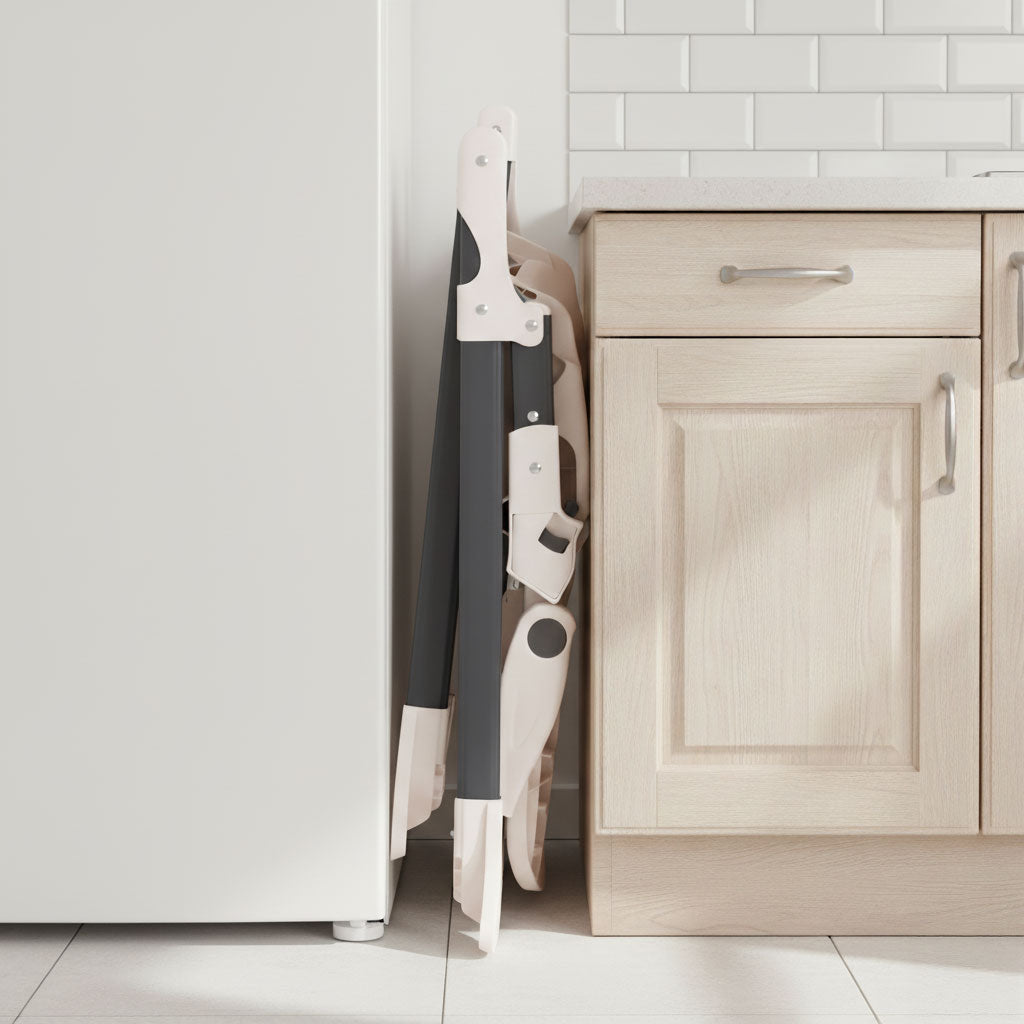 Saliekams barošanas krēsliņš ar rotaļlietām | EcoToys