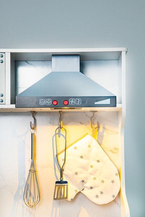 Koka virtuve bērniem ar LED skaņām + aksesuāri  TAKA