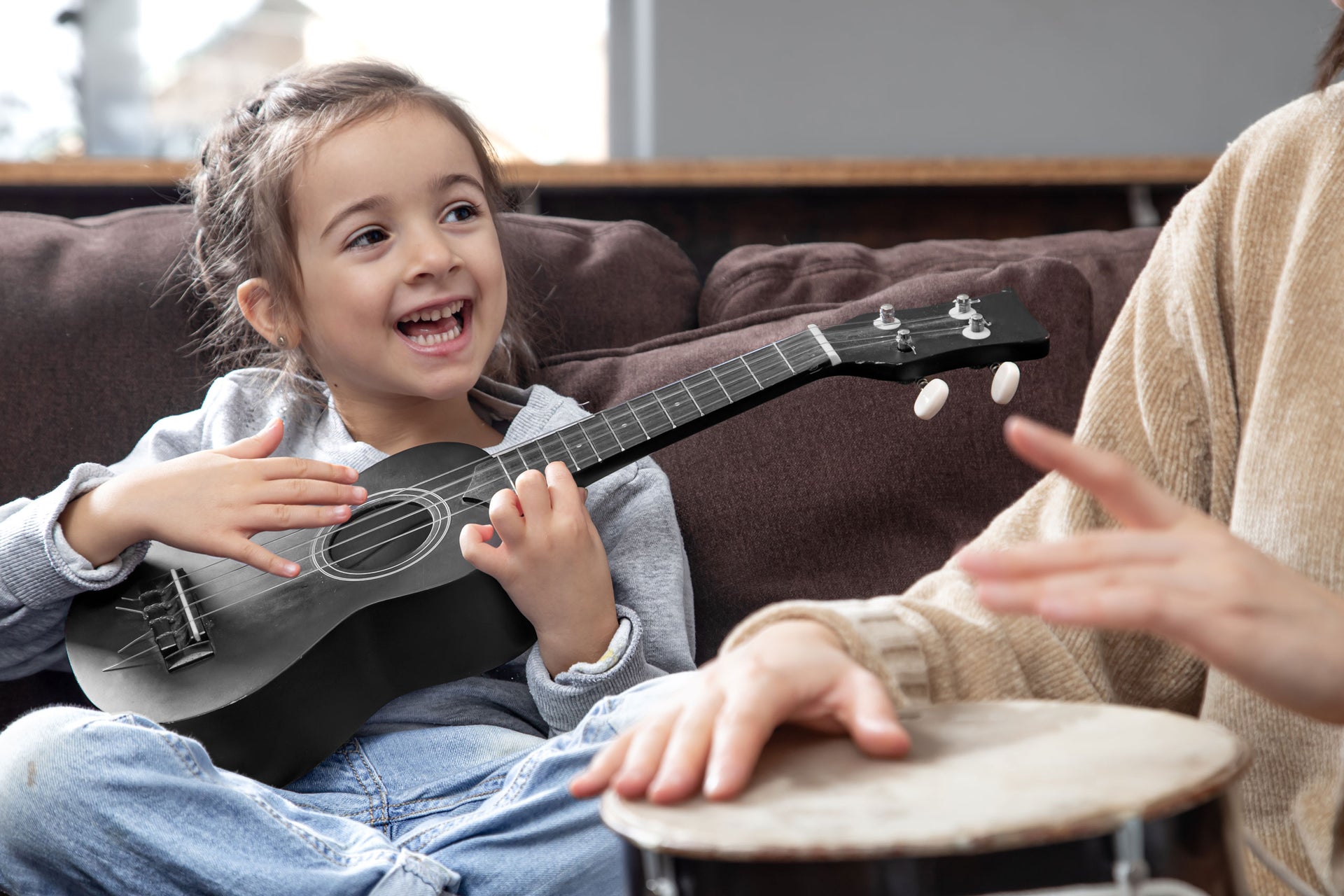 Bērnu koka ukuleles ģitāra ar 4 neilona stīgām