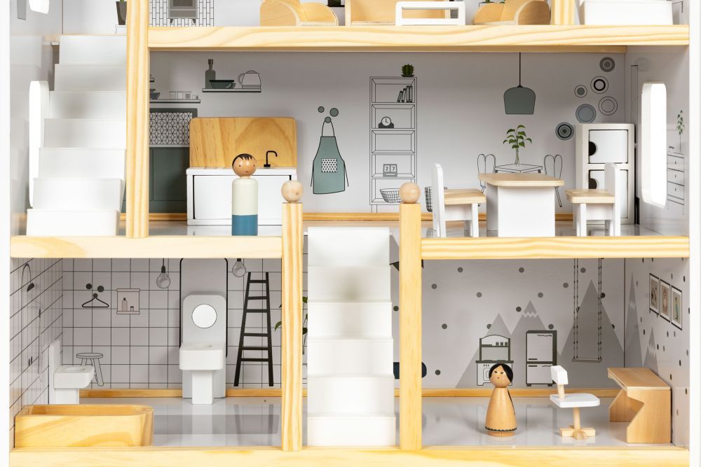 Leļļu namiņš ar 18 koka mēbeļu komplektu ECO HOME