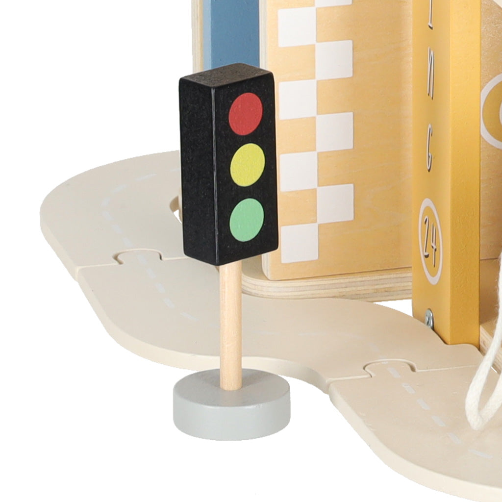 Koka garāža autostāvvieta divstāvu degvielas uzpildes stacija | EcoToys