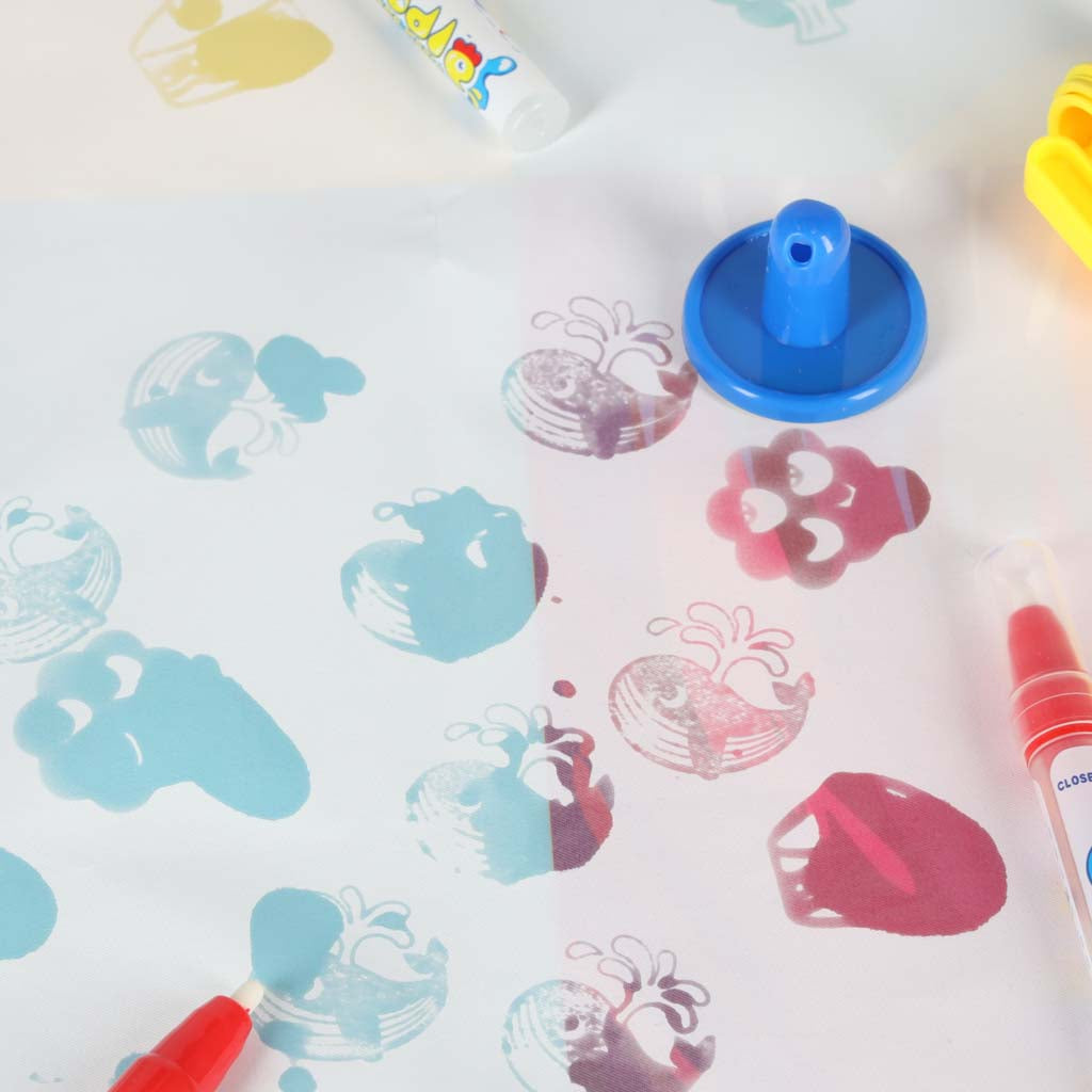 Ūdens zīmēšanas paklājs ar marķieriem un trafaretiem 100x80 cm “Alfabēts” | EcoToys