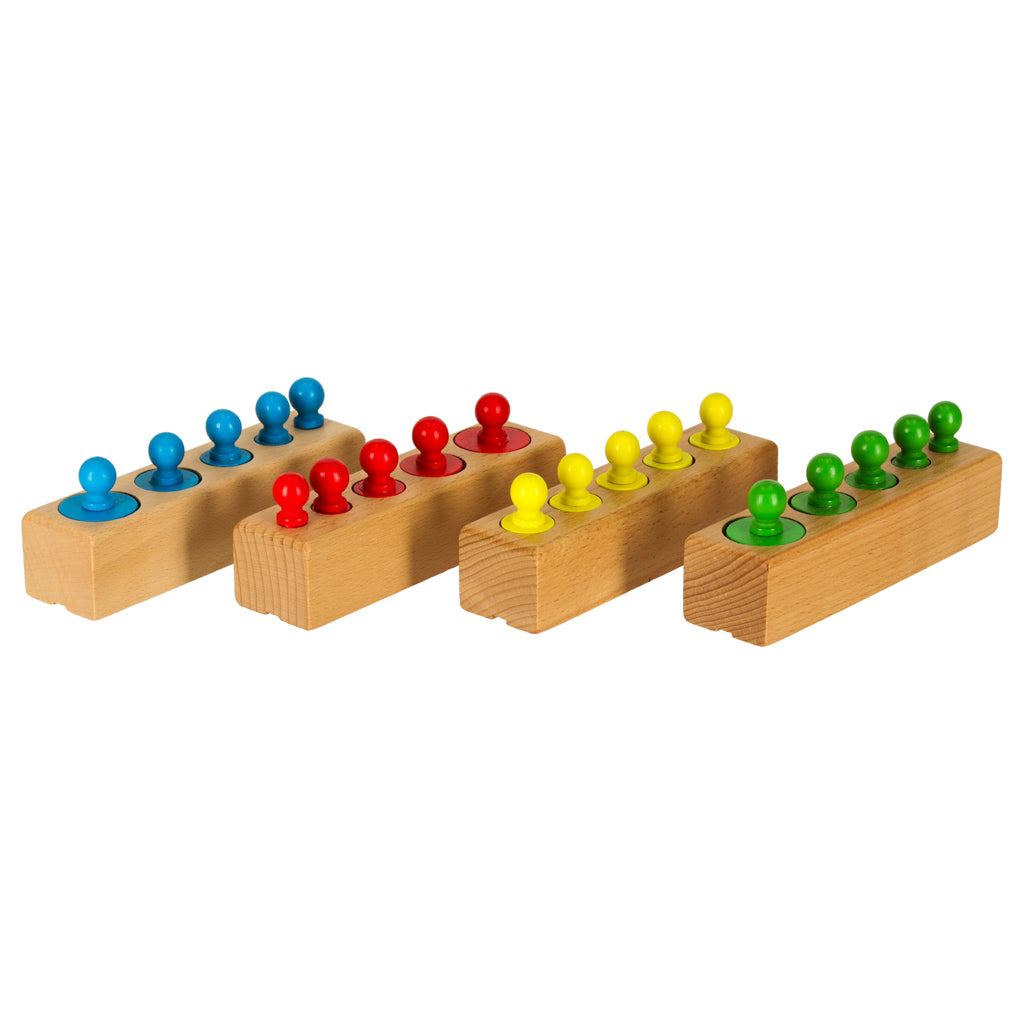 Montessori koka cilindru atsvari krāsaini