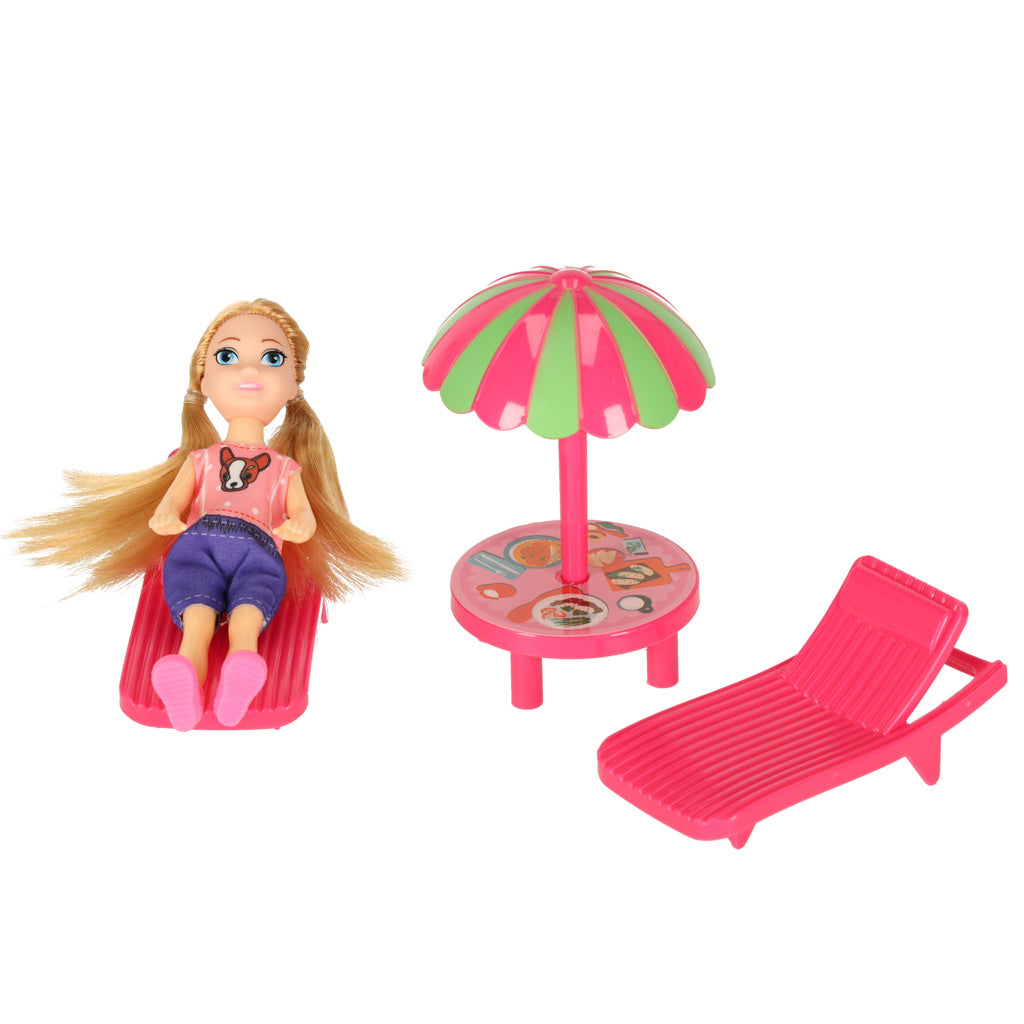 Leļļu kemperis ar kempinga piederumiem un baseinu | EcoToys